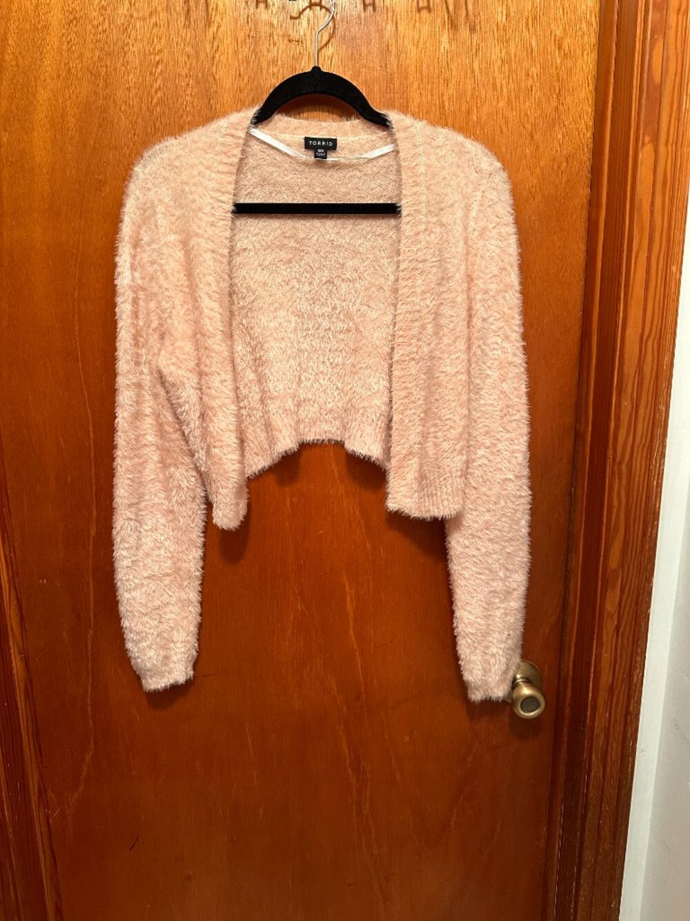 Torrid pink cropped sweater shrug size 00